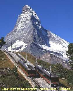 Triebzüge ????? kurz nach der Station Riffelalp mit Matterhorn im Hintergrund